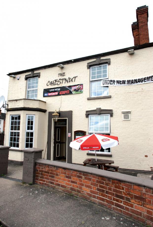Bar worker suffers fractured jaw in assault at Worcester pub