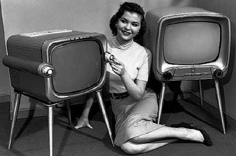Tewkesbury Admag: Students need licence to watch live TV Tewkesbury Admag: Students need licence to watch live TV