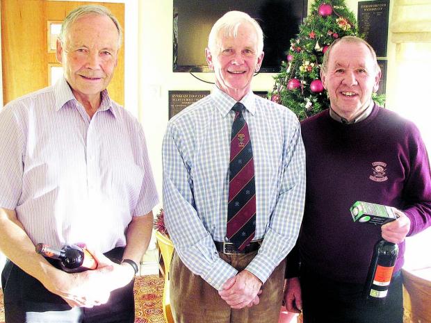 Tewkesbury Admag: Festive joy for Curtis and Rogers at Evesham Seniors Tewkesbury Admag: Festive joy for Curtis and Rogers at Evesham Seniors