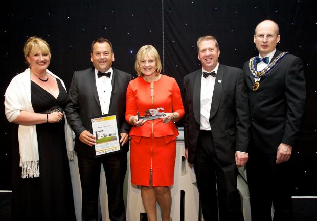 Tewkesbury Admag: l-r Anna Thompson – LABC Director of Training Steve Yapp, Site Manager, Speller Metcalfe Clare Steel, Headteacher, Alderman Knight School Dave Riley, National Business Manager, LABC Accoustics (sponsor of category) David Darlington, LABC President Tewkesbury Admag: l-r Anna Thompson – LABC Director of Training Steve Yapp, Site Manager, Speller Metcalfe Clare Steel, Headteacher, Alderman Knight School Dave Riley, National Business Manager, LABC Accoustics (sponsor of category) David Darlington, LABC President